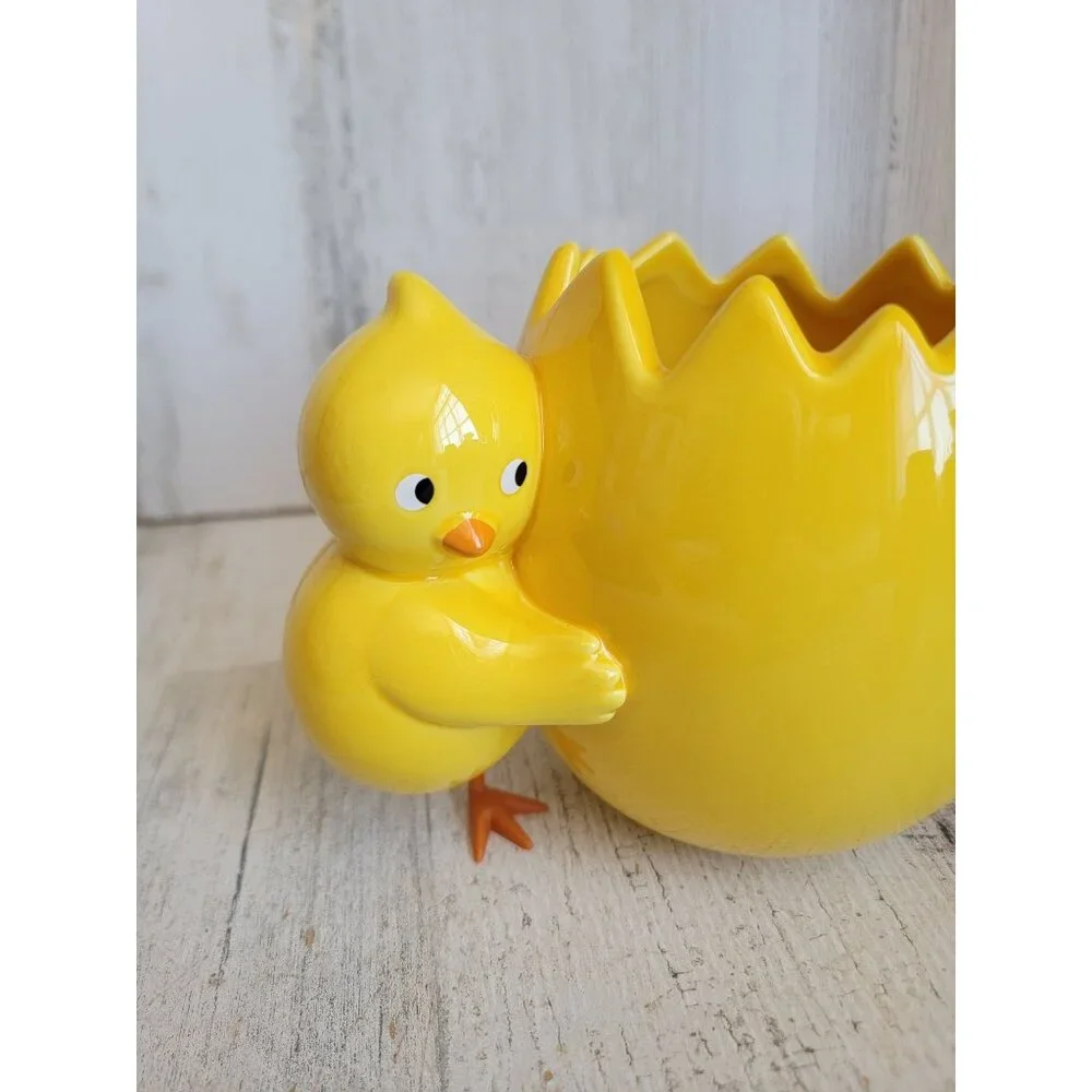Teleflora yellow chick egg plants holder vintage easter‎ spring